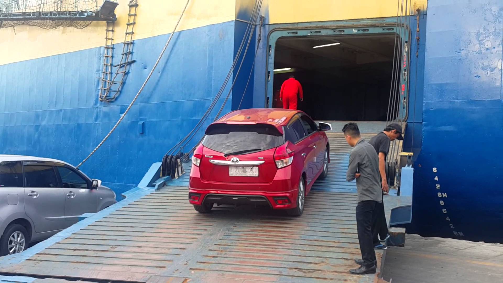 Kirim Mobil Surabaya Ambon