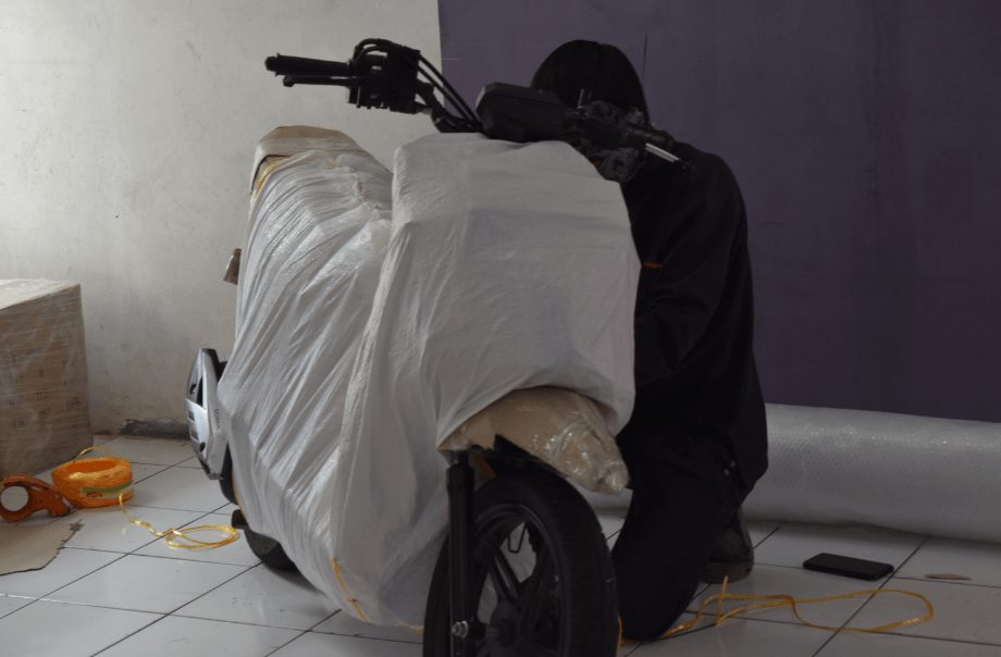 tarif pengiriman motor surabaya batam