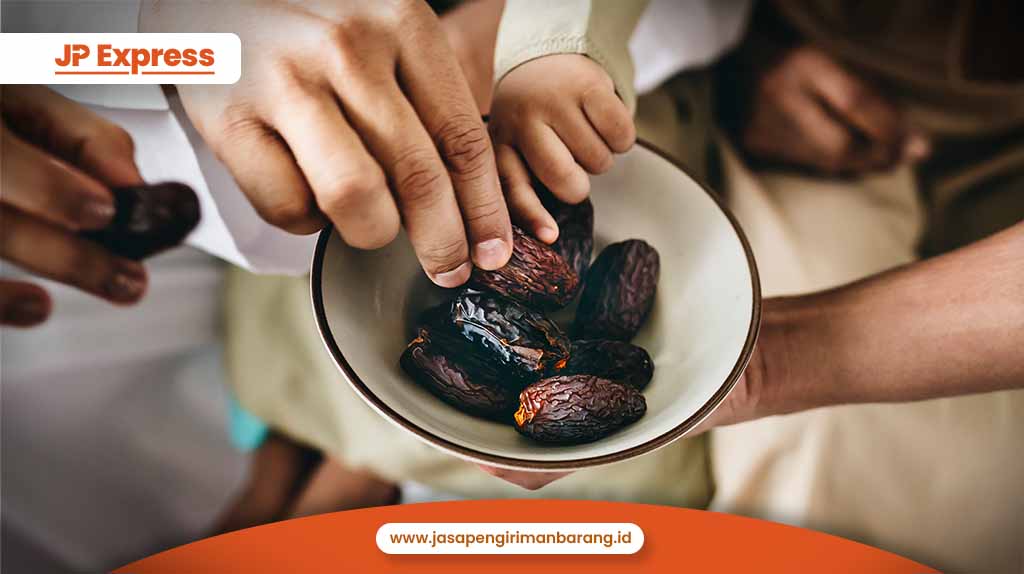 Manfaat Luar Biasa dari Kurma